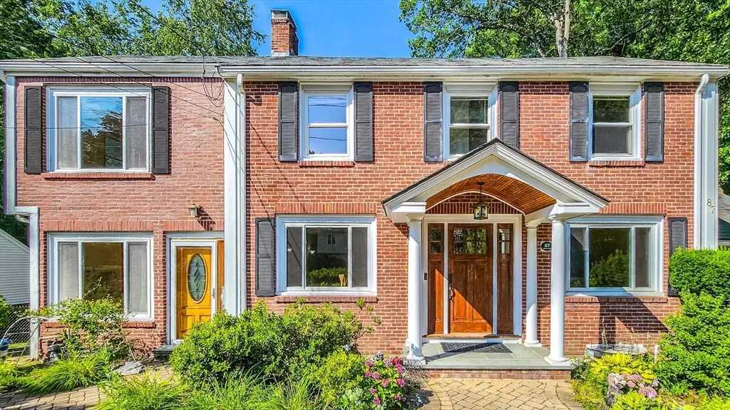 Newton, MA 02461,87 Woodward St #87