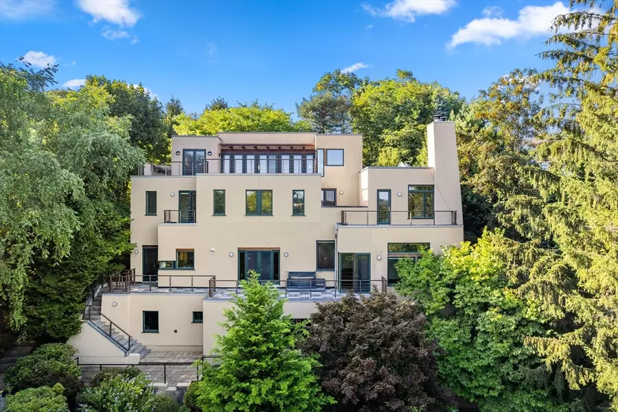 225 Kenrick Street #225, Newton, MA 02458