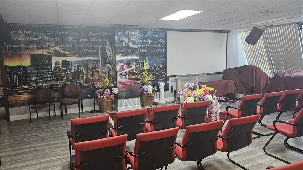 Brockton, MA 02301,244 Liberty St #7