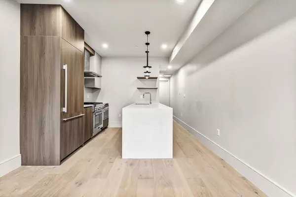 Cambridge, MA 02139,300 Franklin Street #2