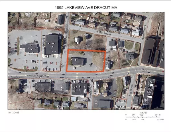 Dracut, MA 01826,1985 Lakeview Ave