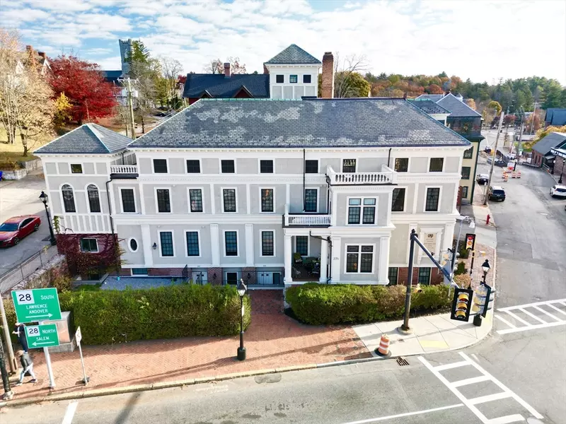 275 Broadway #204, Methuen, MA 01844