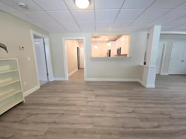 Westford, MA 01886,122 Main Street #APT