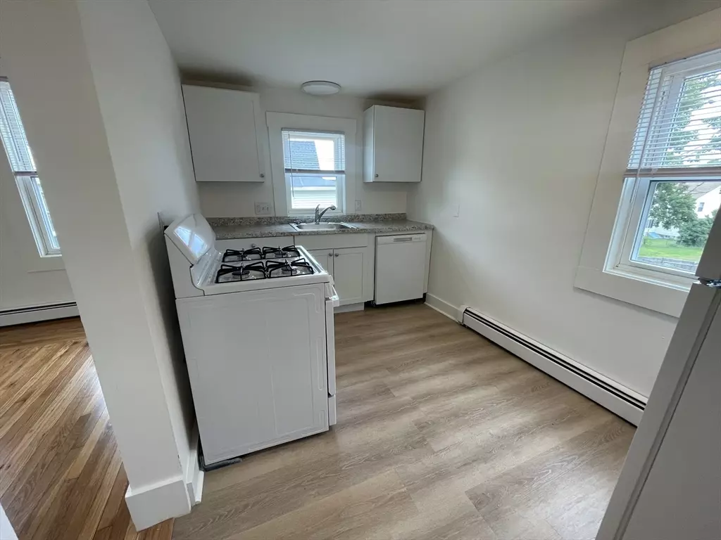Quincy, MA 02169,63 Stewart St #4