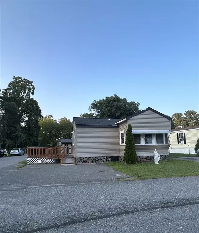 Tewksbury, MA 01876,189 Lakeview Street