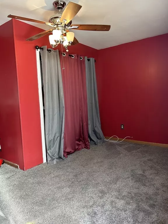 Tewksbury, MA 01876,189 Lakeview Street