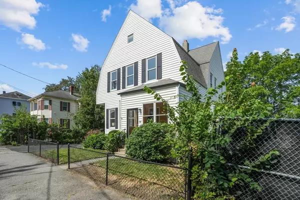 Worcester, MA 01606,33 Gosnold St
