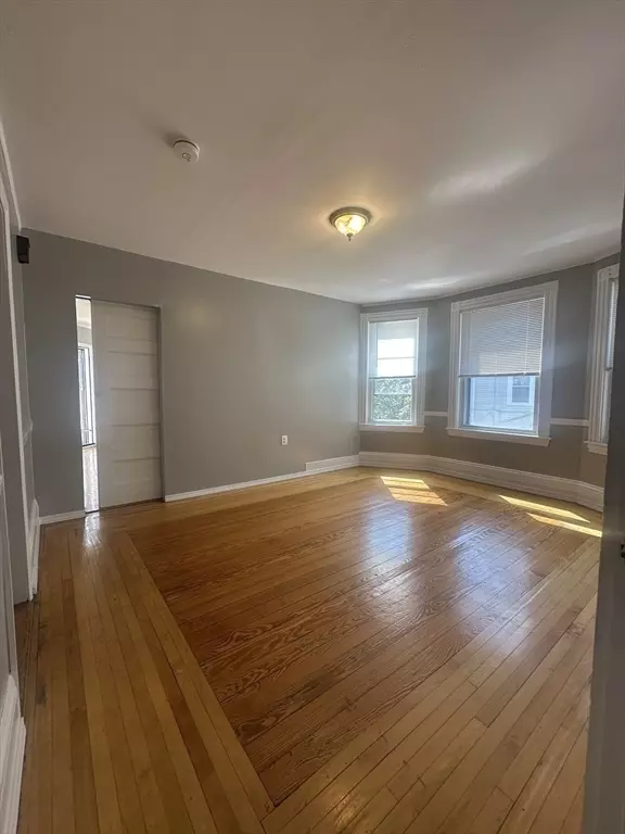 Waltham, MA 02451,22 Wellington St #2