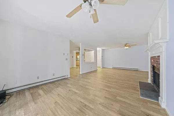 Sandwich, MA 02563,12 Hilltop Dr #12