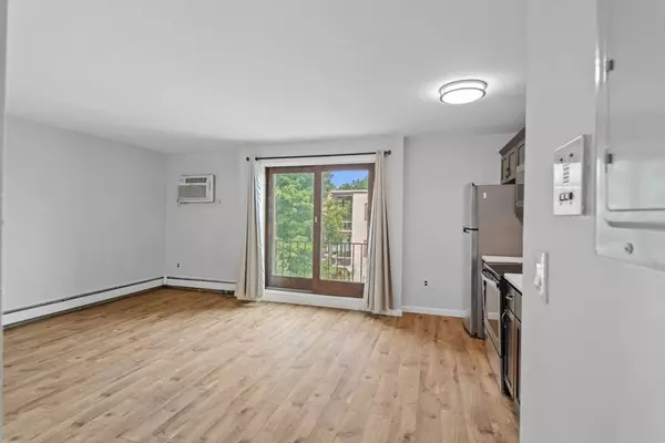 Boston, MA 02128,1030 Bennington #15