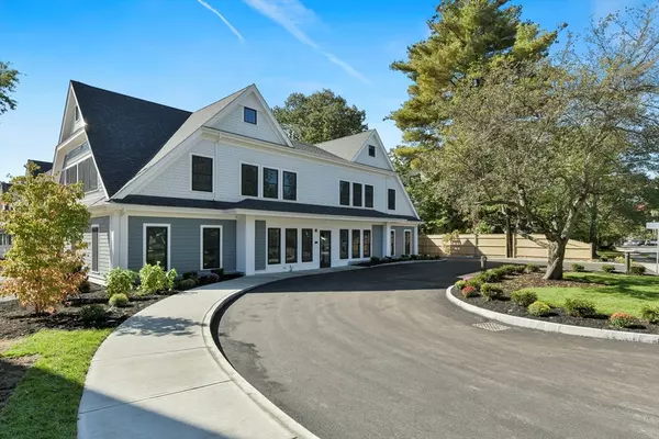 1180 Great Plain Ave #207, Needham, MA 02492