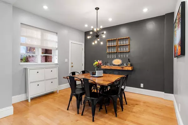 Brookline, MA 02446,193 Pleasant Street #1