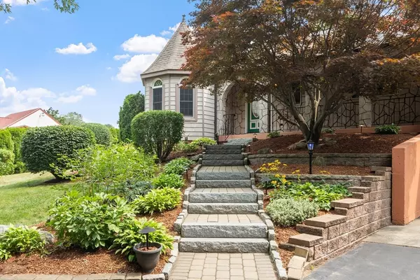 Dracut, MA 01826,1381 Hildreth St