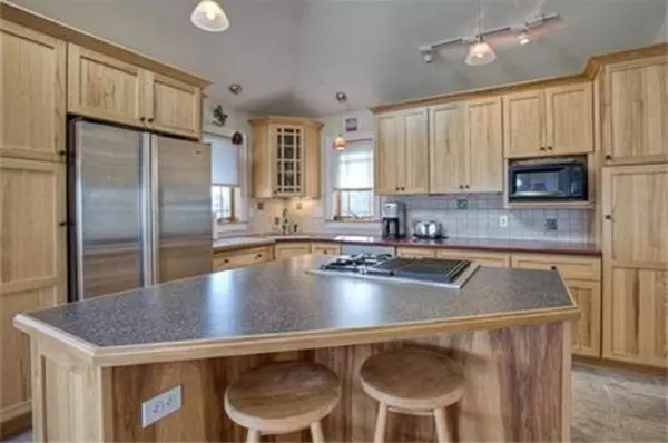 Newburyport, MA 01950,23 53rd #WINTER