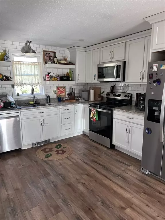 Plymouth, MA 02360,35 Scarlet Dr