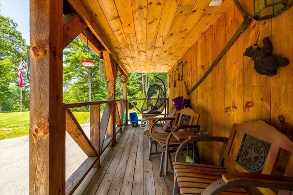 Brimfield, MA 01010,8 Oakwood Rd