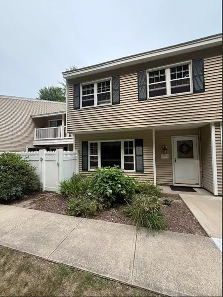 207 Edgebrook  Dr #2-11, Boylston, MA 01505