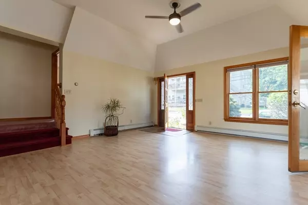 Blackstone, MA 01504,135 Main Street #1