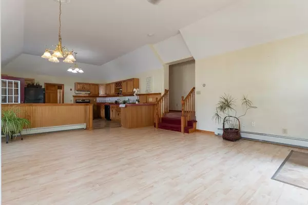 Blackstone, MA 01504,135 Main Street #1