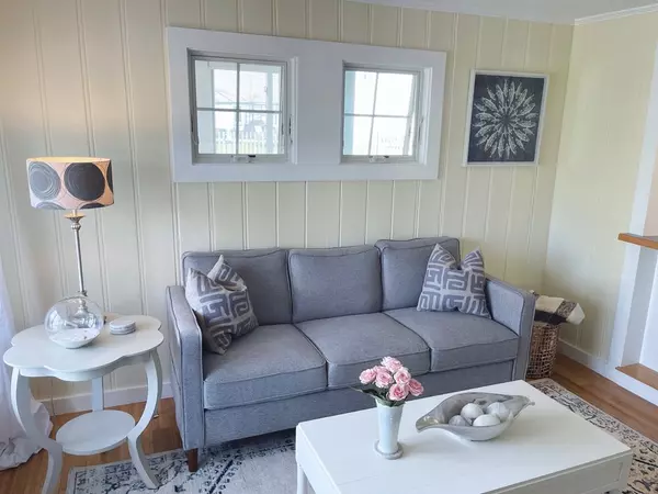 Newburyport, MA 01951,1 Jackson Way