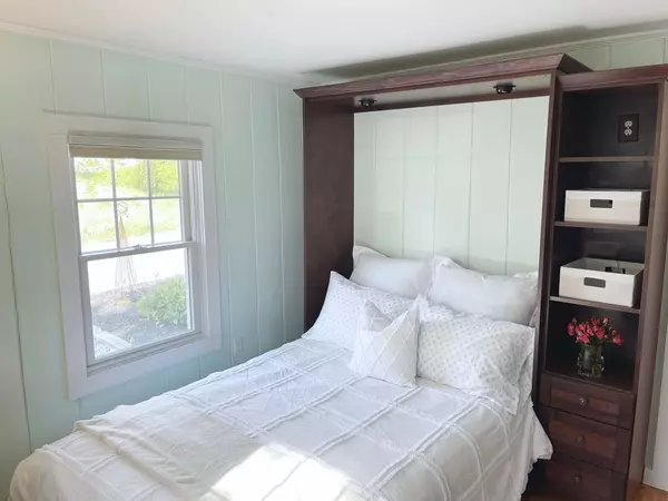 Newburyport, MA 01951,1 Jackson Way