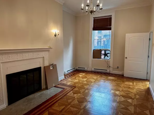 185 Beacon Street #2R, Boston, MA 02116