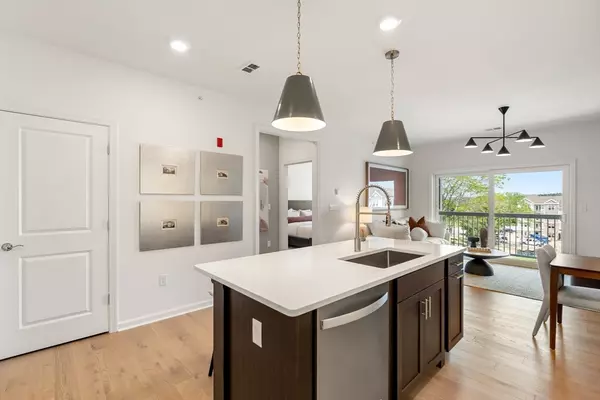 Westborough, MA 01581,2 Codman Way #204
