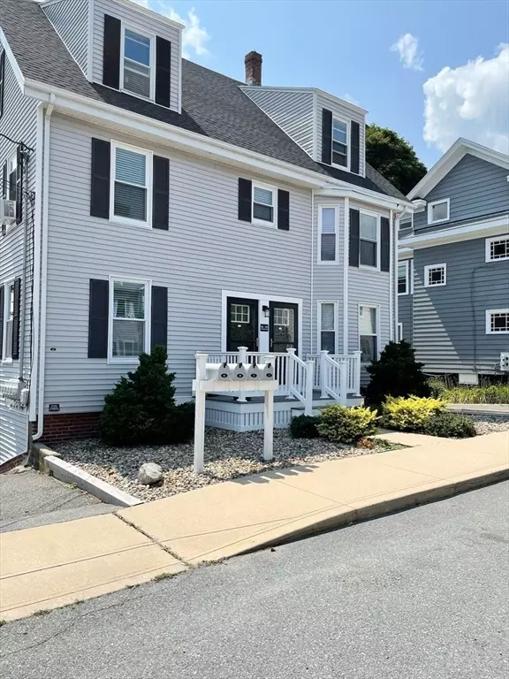 20-22 Lafayette Rd #1R, Ipswich, MA 01938