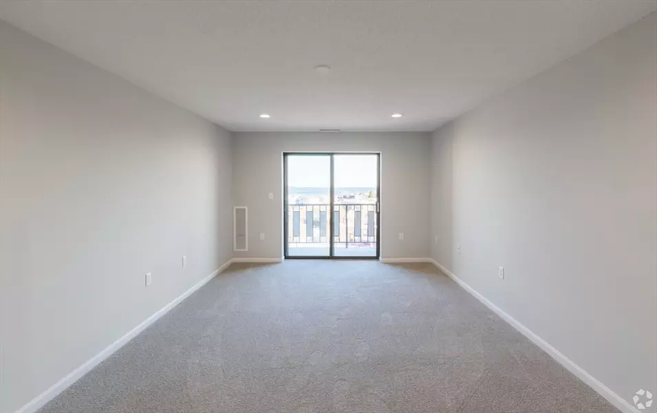 2 Ocean Ave #407, Revere, MA 02151