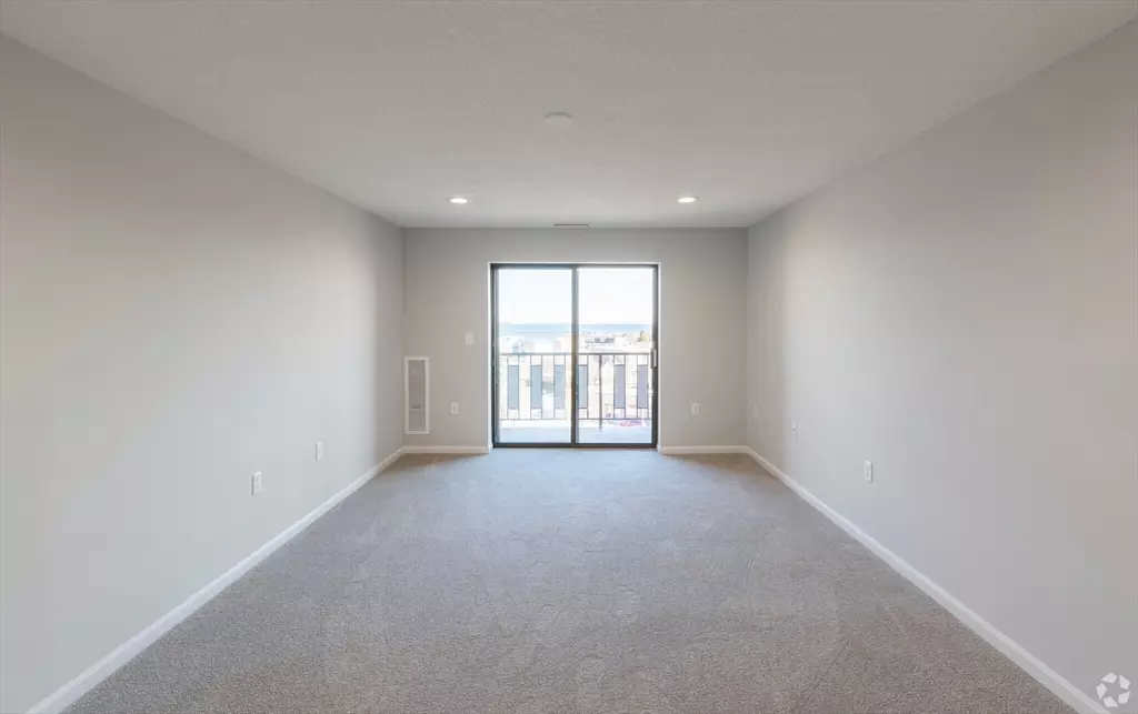 Revere, MA 02151,2 Ocean Ave #407