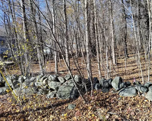 Ipswich, MA 01938,125 Topsfield Rd