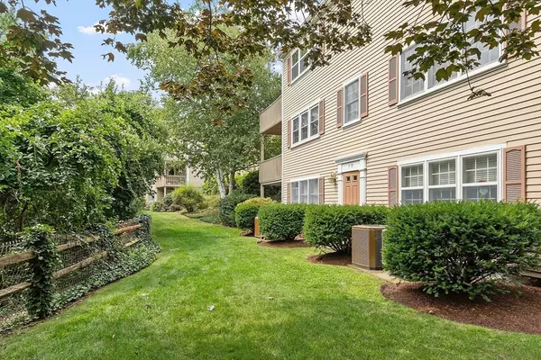 Salem, MA 01970,13 Weatherly Drive #13