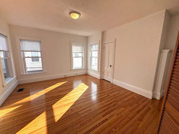17 Upham St #1, Malden, MA 02148