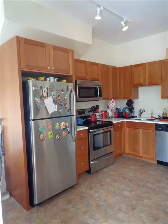 Brookline, MA 02446,1110 Beacon Street #2D