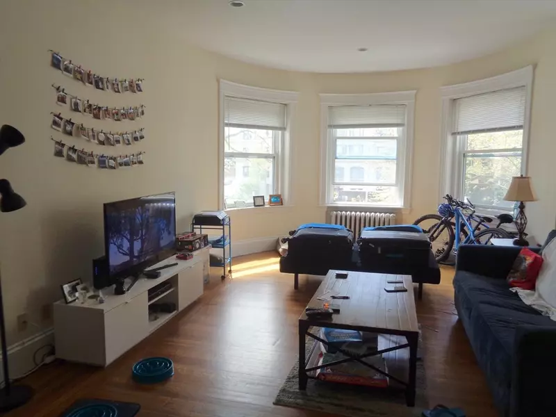 1110 Beacon Street #2D, Brookline, MA 02446