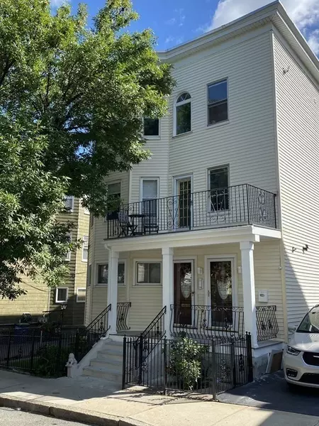 159 Walnut #2, Somerville, MA 02145