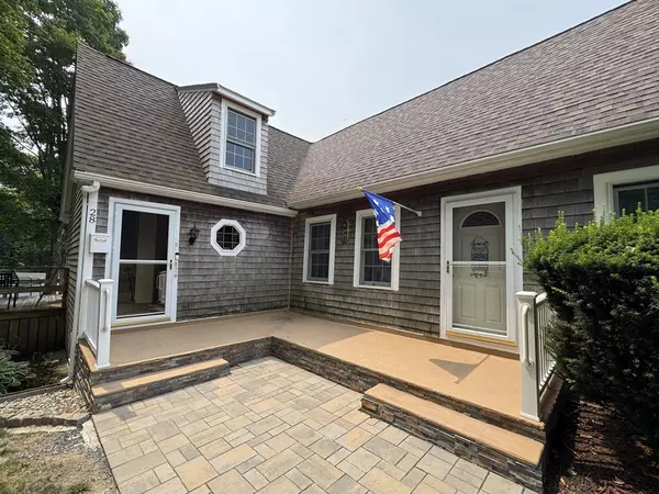 Whitman, MA 02382,28 Glen