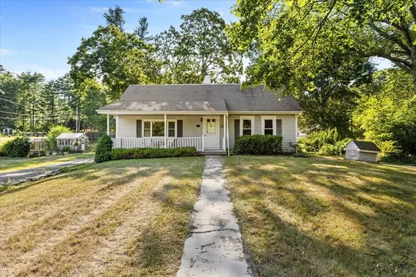 11 Gurney Rd, Freetown, MA 02717