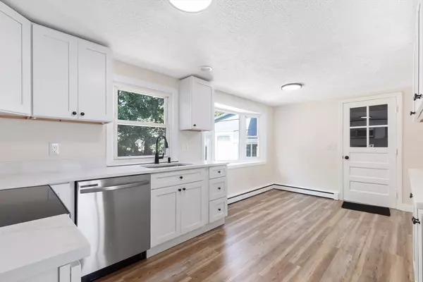 Canton, MA 02021,9 Rebecca Rd