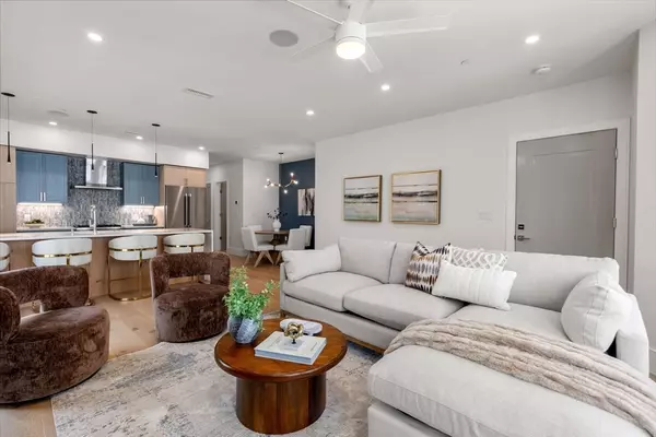 527 East 7th Street #7, Boston, MA 02127
