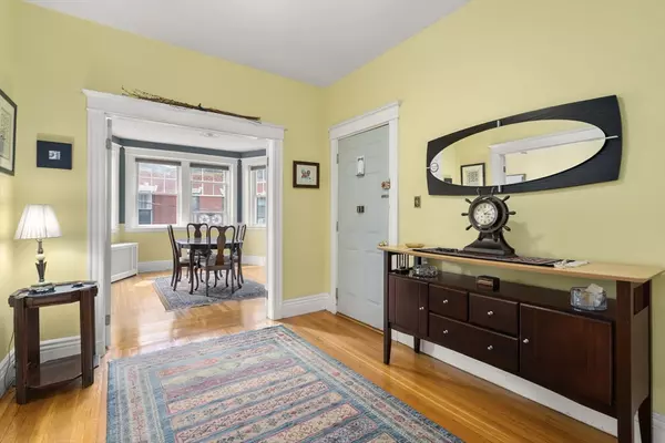 Boston, MA 02135,5 Colliston Rd #5-4