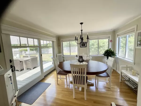 Yarmouth, MA 02664,182 Beacon Street #182