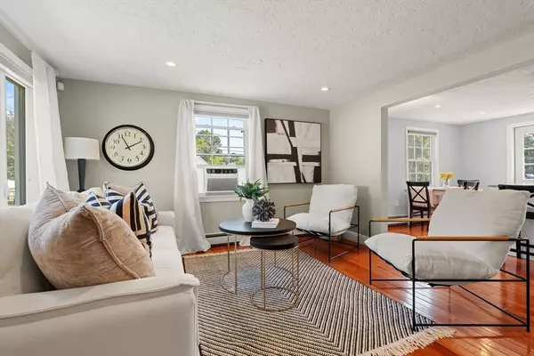 Rockland, MA 02370,586 Salem Street