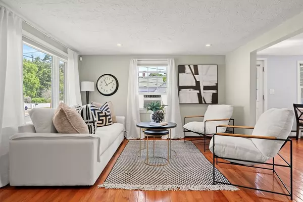 Rockland, MA 02370,586 Salem Street