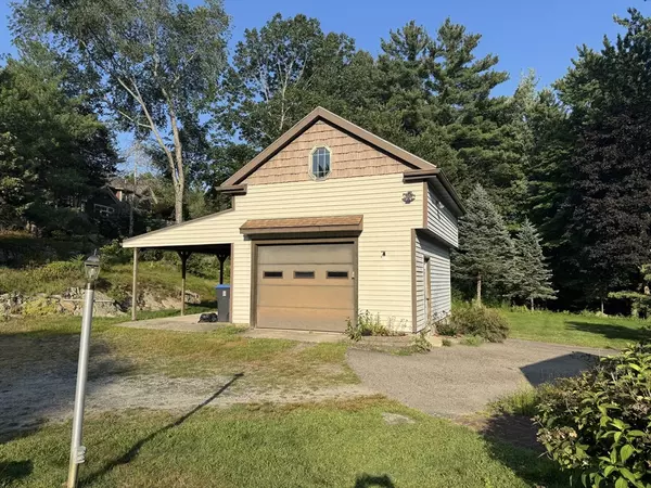 Natick, MA 01760,6 Ambler Court