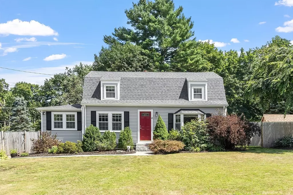 Westborough, MA 01581,4 Fairview Rd