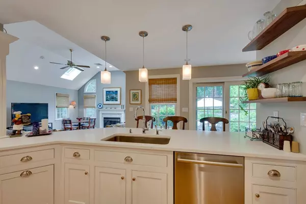 Winchester, MA 01890,6 Samoset Rd