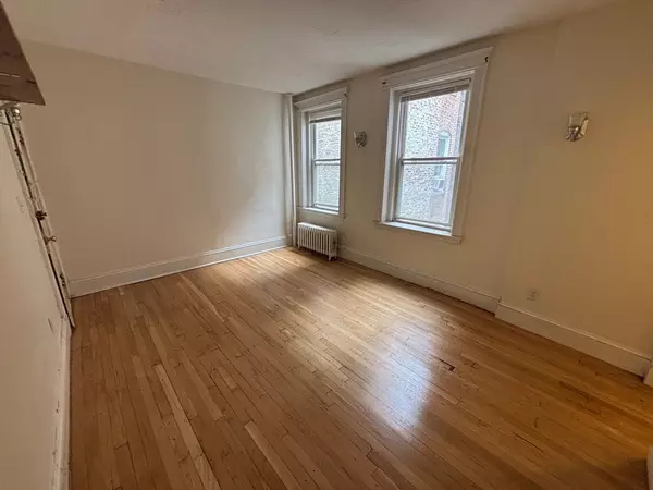 Boston, MA 02114,7 Grove St. #5