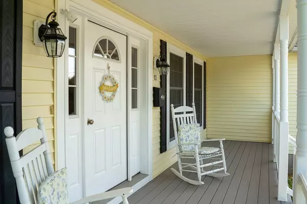 Natick, MA 01760,27 Hardwick Rd