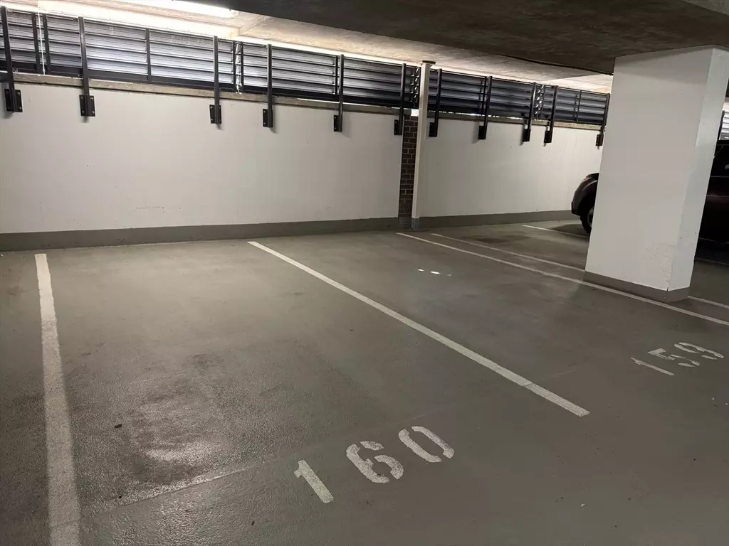 Boston, MA 02114,2-9 Hawthorne Place Pkg 160